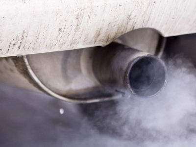 Những dấu hiệu dưới gầm ô tô cần được sửa chữa ngay